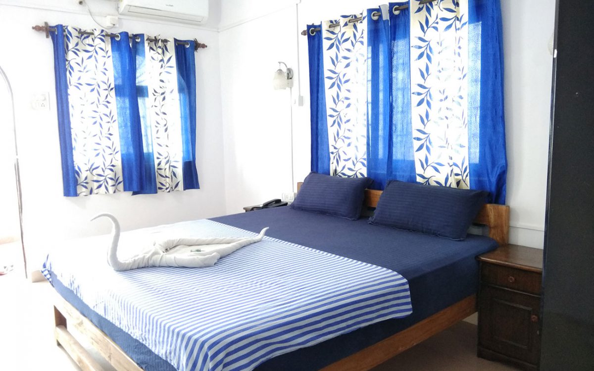 Deluxe double room with sea view and air conditioning